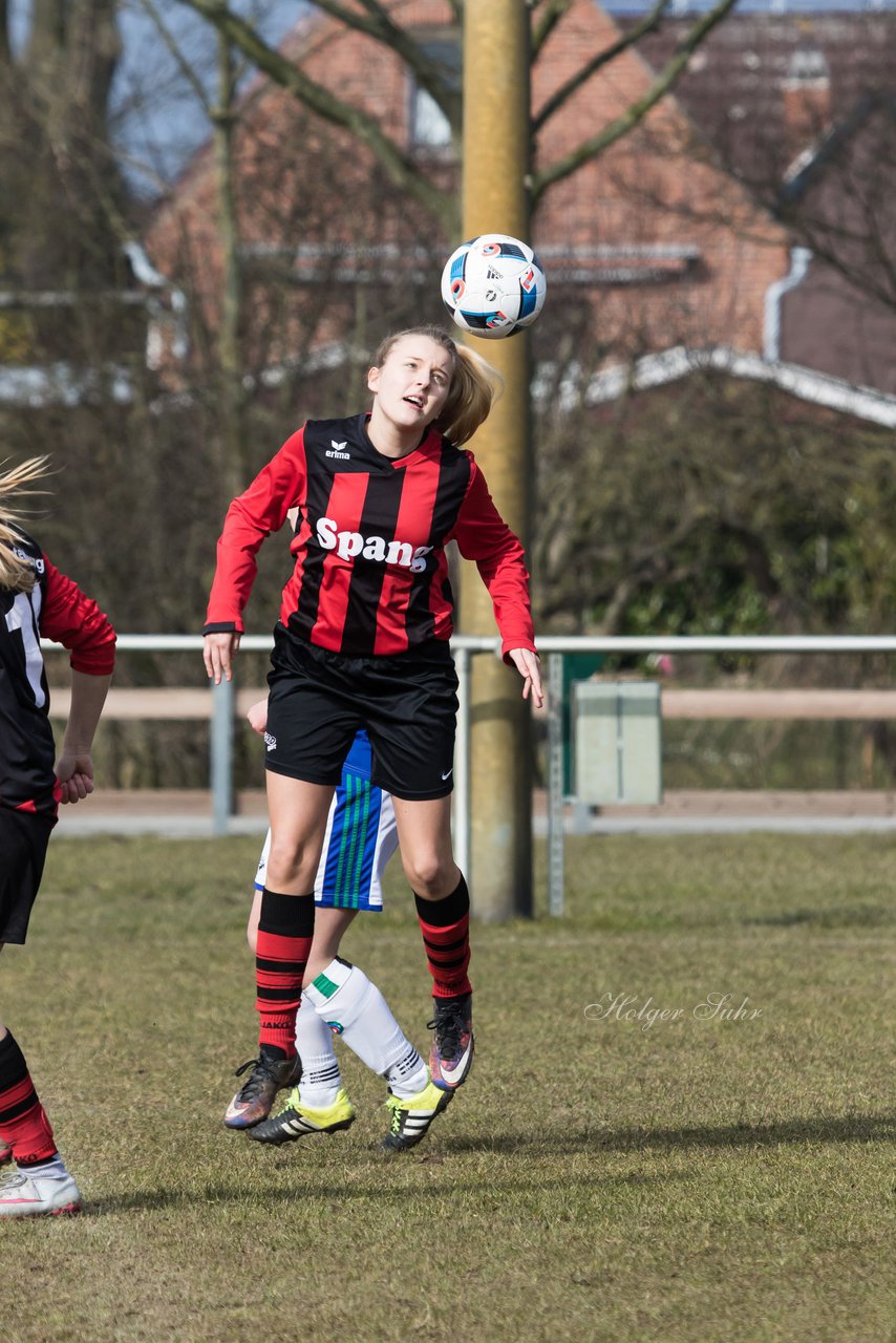 Bild 134 - wBJ SG Weststeinburg/Beidenfleth - SV Henstedt Ulzburg : Ergebnis: 0:4